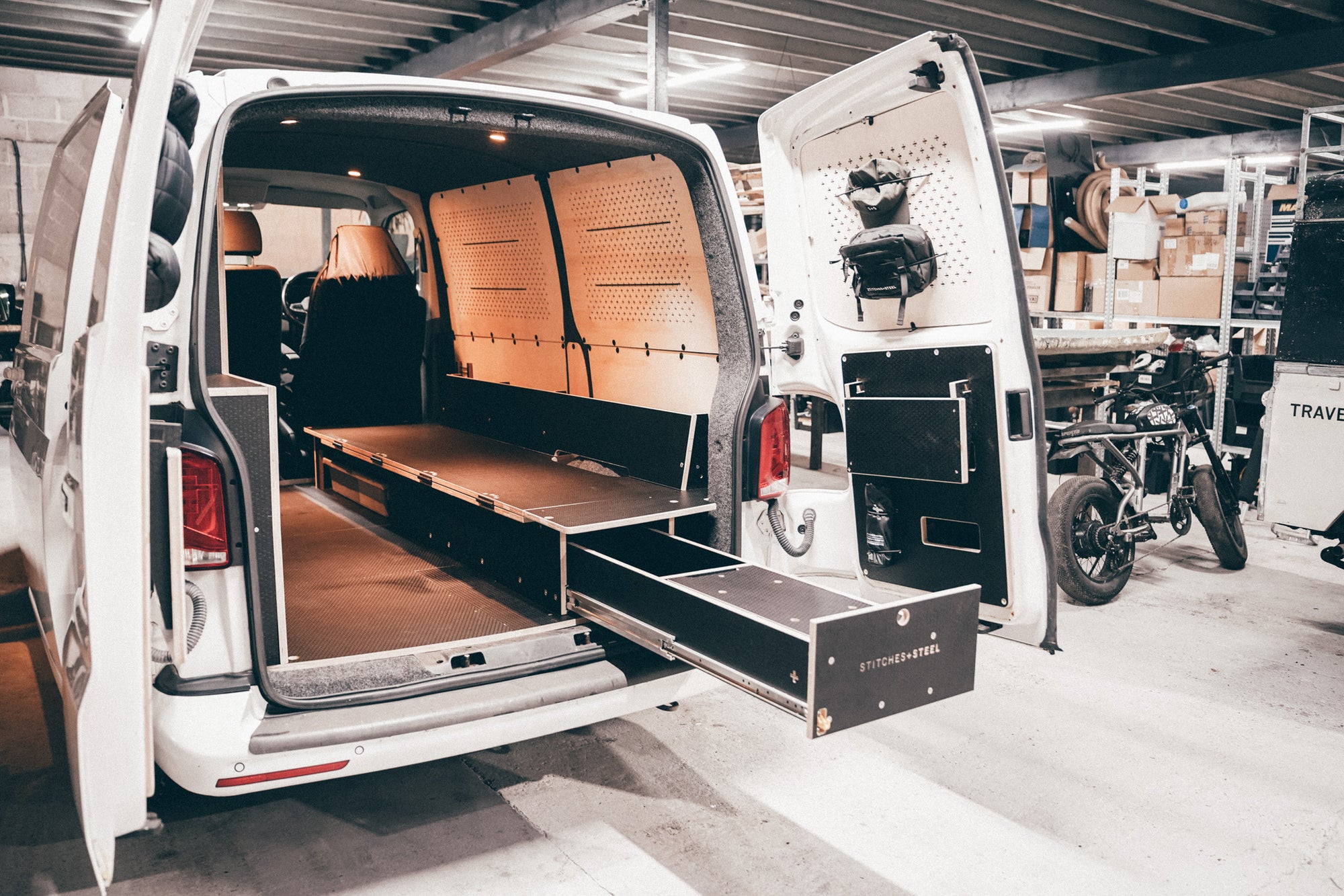 Volkswagen T6.1 Flat-pack Swamper Mule