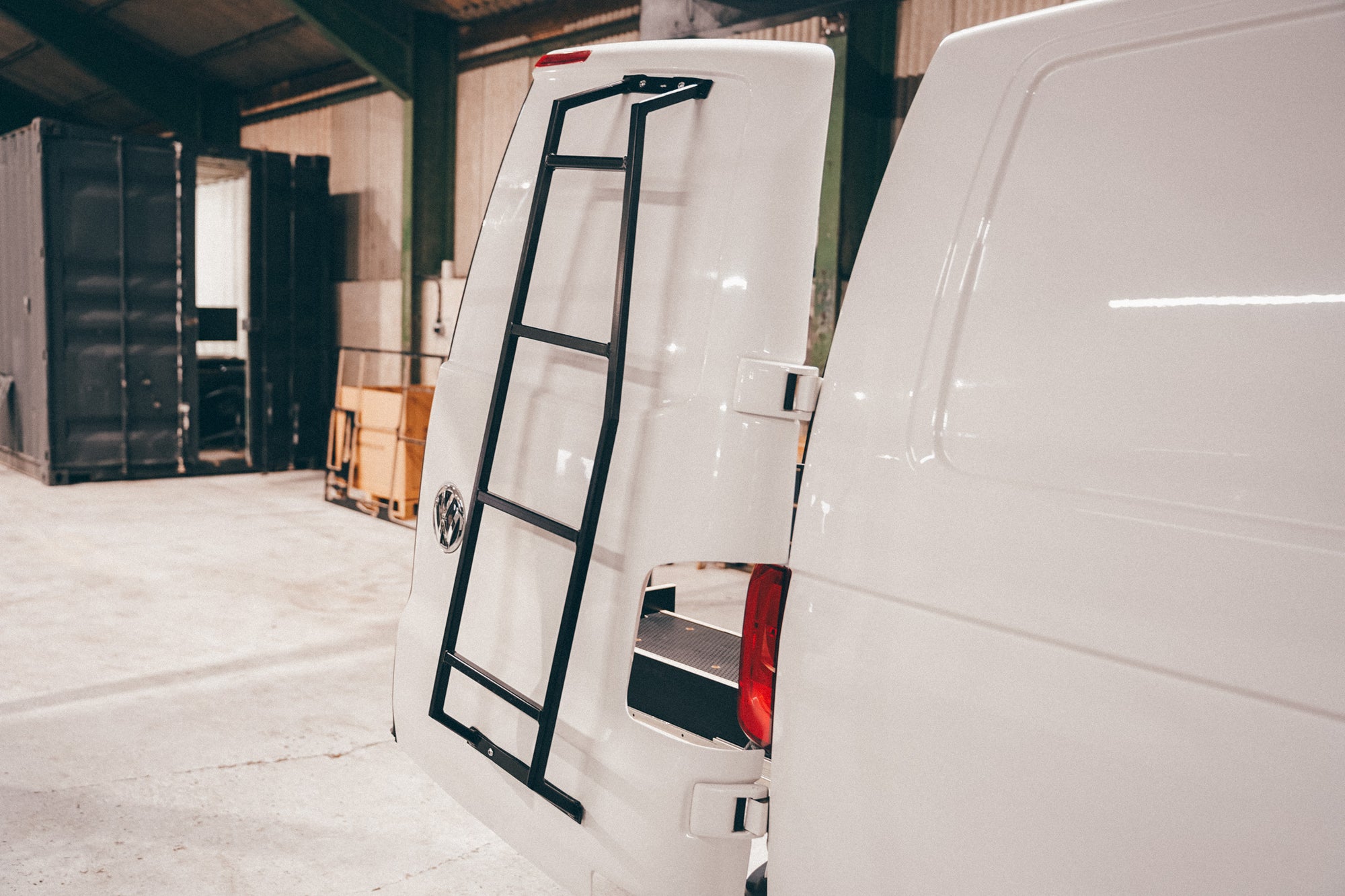 Volkswagen T6.1 Flat-pack Swamper Mule