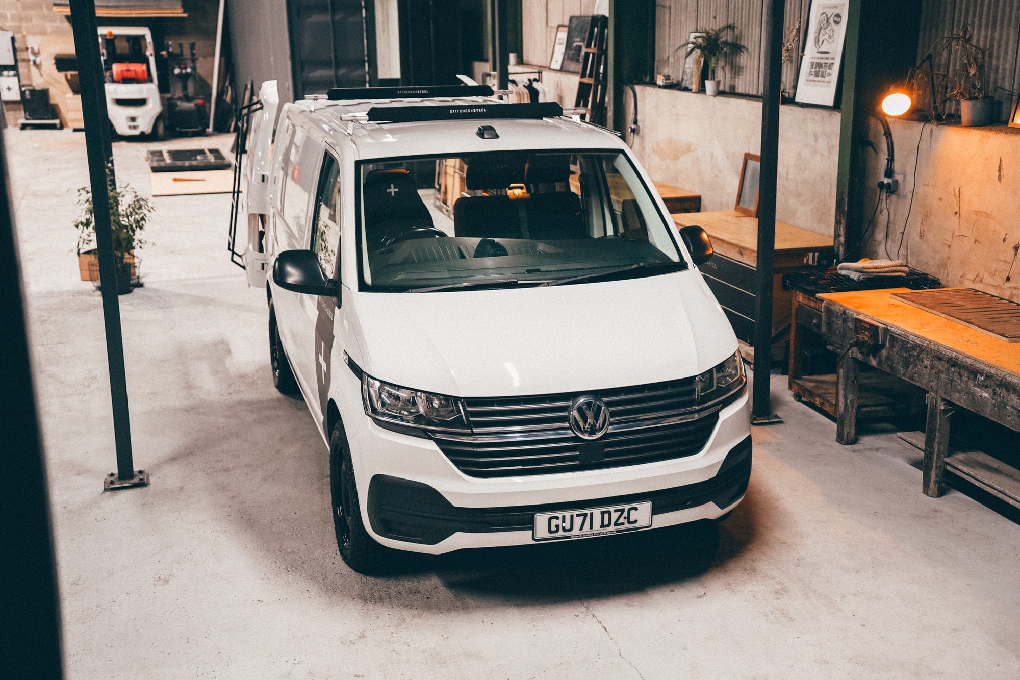 Volkswagen T6.1 Flat-pack Swamper Mule