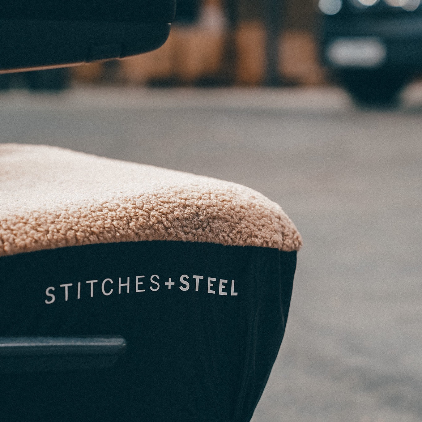 HG Seat Cover: Fleece Oatmeal