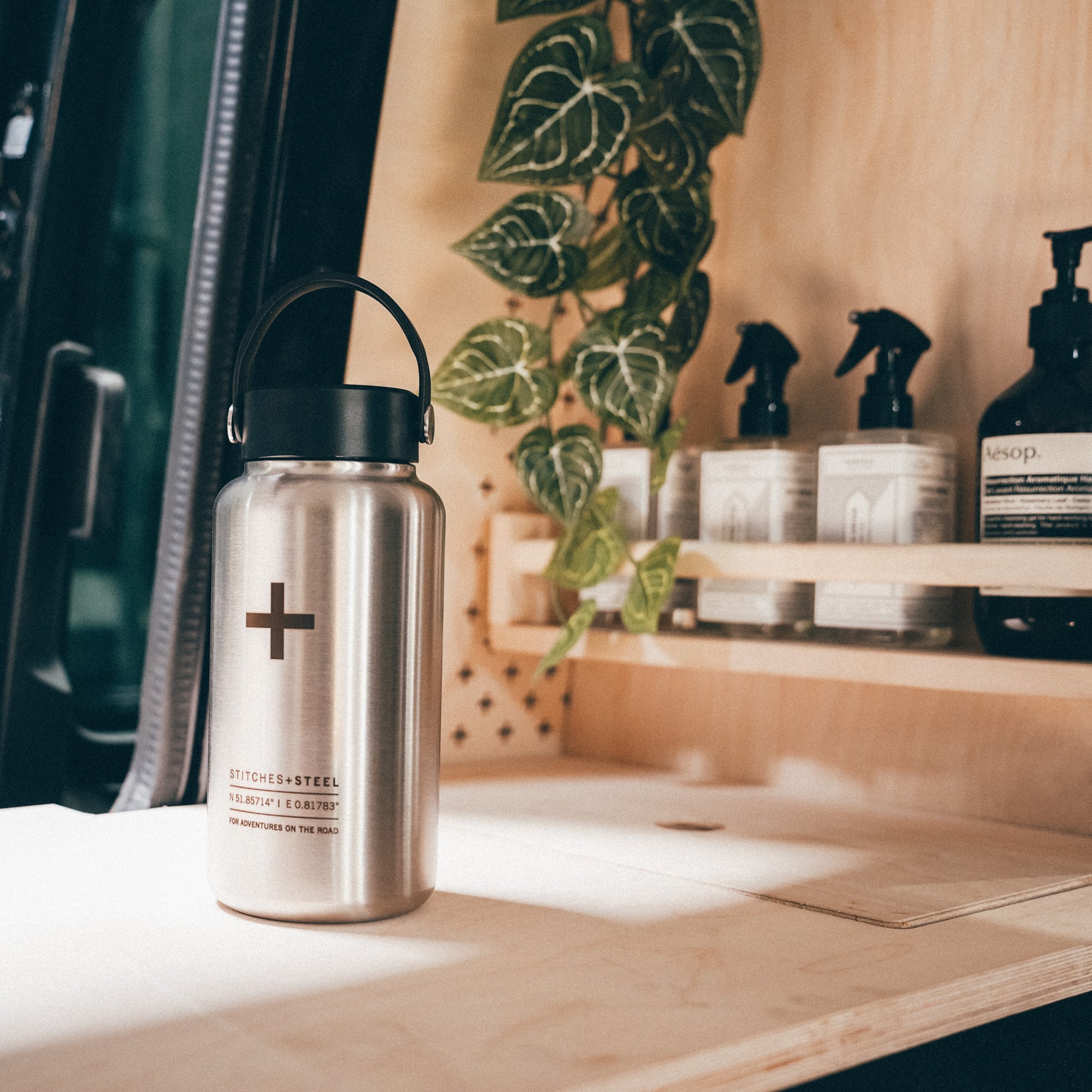 'Reservoir' Brushed Stainless Bottle - 1050ml