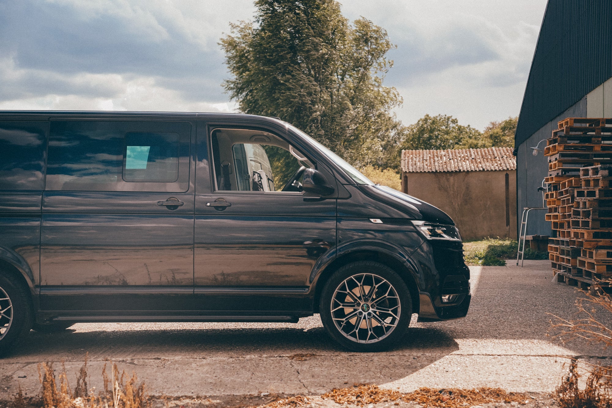 Black on Black, T6.1 4 motion 204BHP DSG Kombi demo
