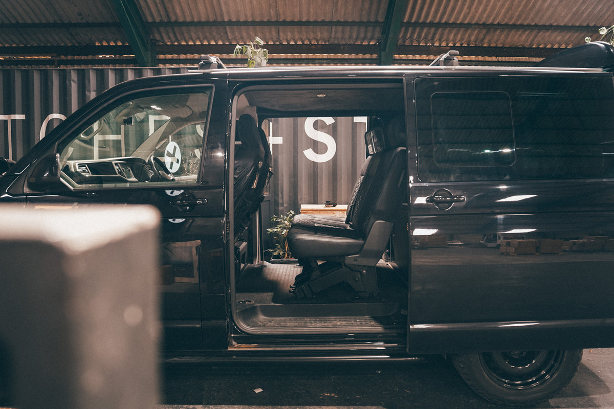 Black on Black, T6.1 4 motion 204BHP DSG Kombi demo