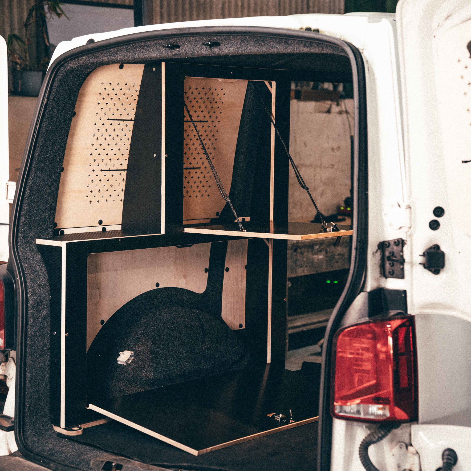 The 'Bureau' desk-kitchen unit